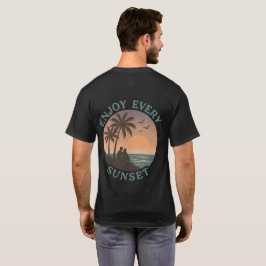 Camiseta "Aproveite todos os domingos - Retro Beach"