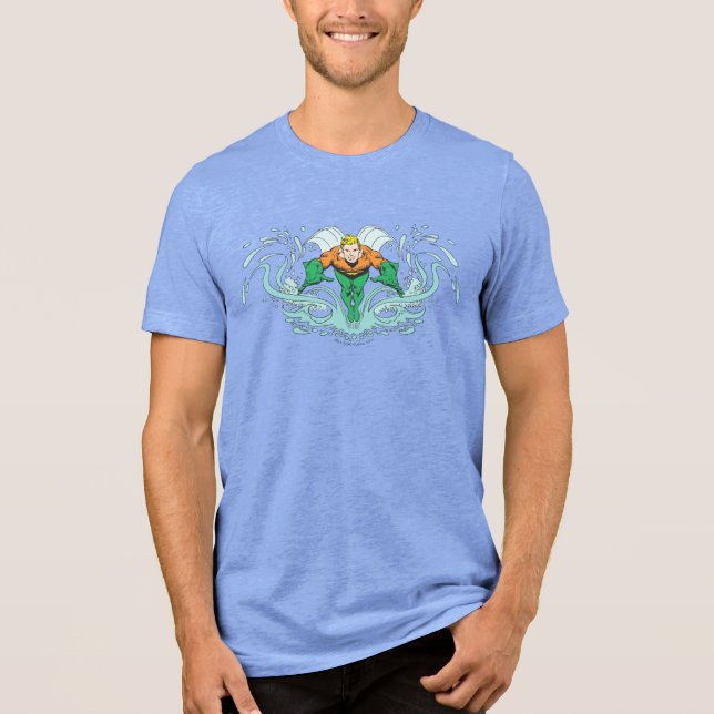 Camiseta Aquaman Pulando para a Frente (Frente)