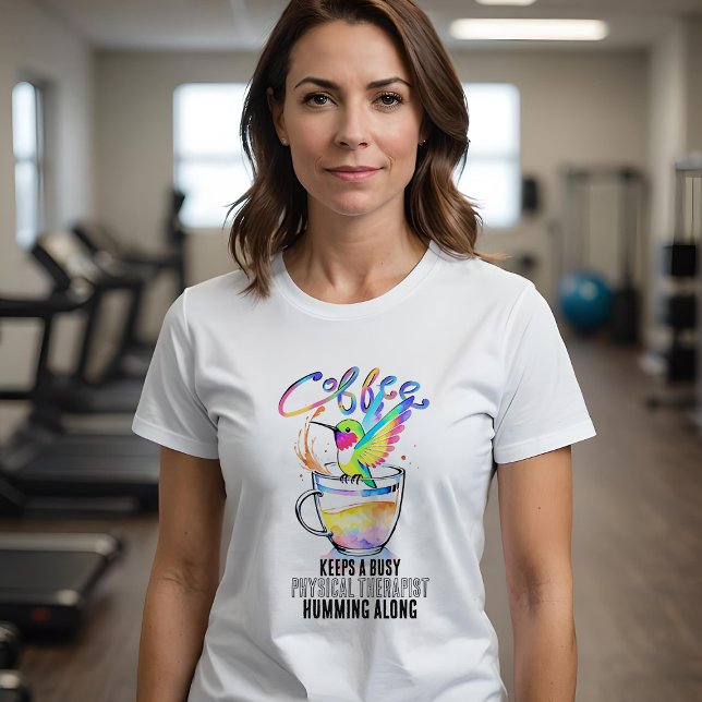 Camiseta Aquarela Hummingbird Cujo Café Ocupado Sobrevive (Cute watercolor hummingbird hard working coffee lover's t-shirt for physical therapist.)