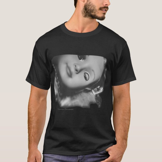 Camiseta Aqui está Olhando para você (Frente)