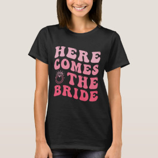 Camiseta Aqui Vem A Noiva Casada Ring Bearer Groovy