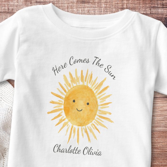Camiseta Aqui Vem o Sol (Criador carregado)