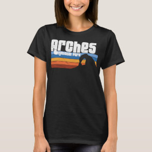 Camiseta Arches National Park Moab Utah Vacation Retro UT
