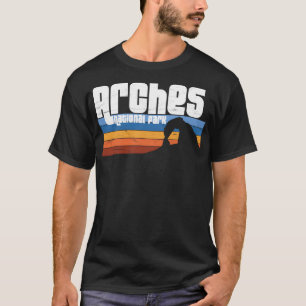 Camiseta Arches National Park Moab Utah Vacation Retro UT