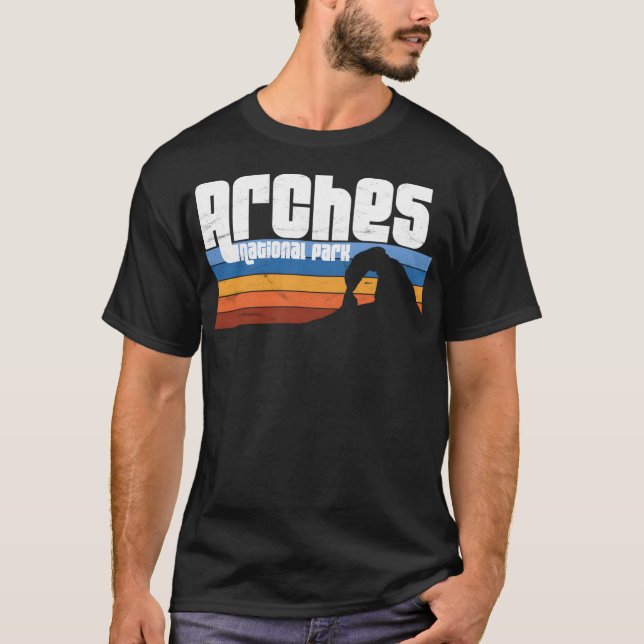 Camiseta Arches National Park Moab Utah Vacation Retro UT (Frente)
