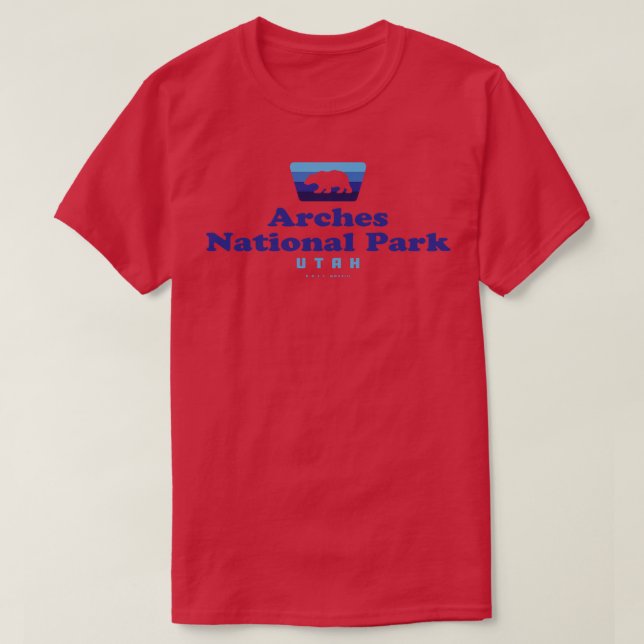 Camiseta Arches National Park Retro Crachá Bear Blue (Frente do Design)