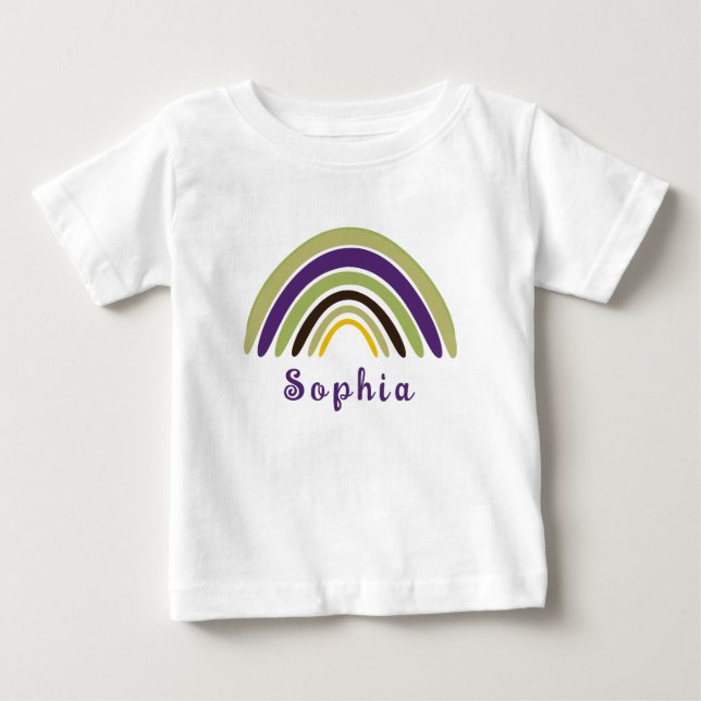 Camiseta Arco-íris Boho com Nome Personalizado em Verde  (Frente)