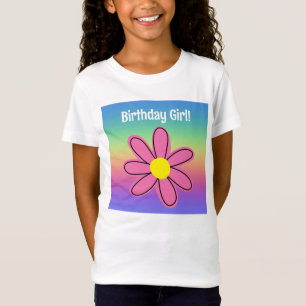 Camiseta Arco-Íris com Garota de Aniversário Flor Rosa