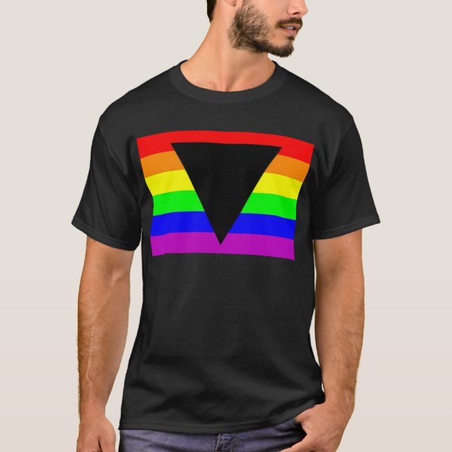 Camiseta Arco-íris com triângulo preto para alegre e (Frente)