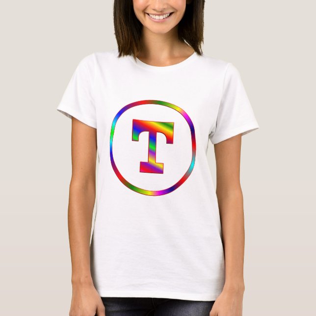 Camiseta Arco-íris da letra T (Frente)
