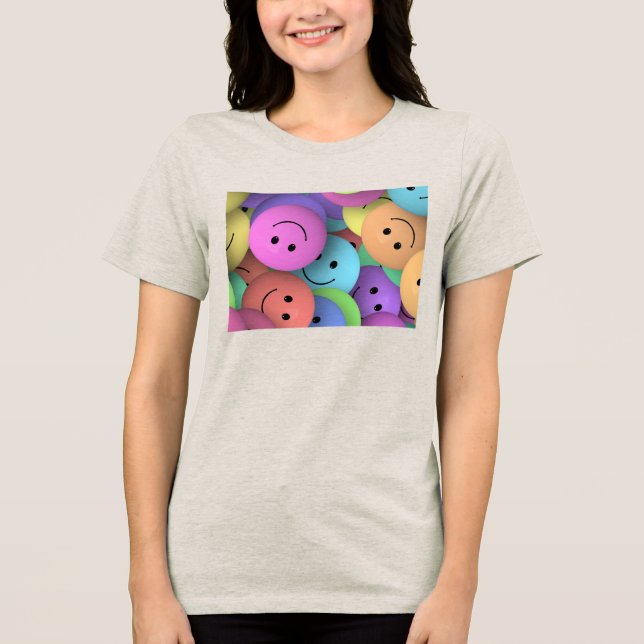 Camiseta Arco-Íris de Rostos Felizes Coloridos (Frente)