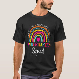 Camiseta Arco-Íris Do Jardim De Infância Onde A Aventura Co