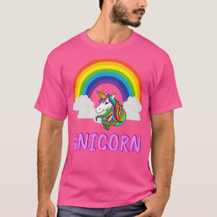 Camiseta Arco-íris e unicórnio