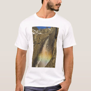 Camiseta Arco-íris na Cachoeira Superior de Yosemite em Yos