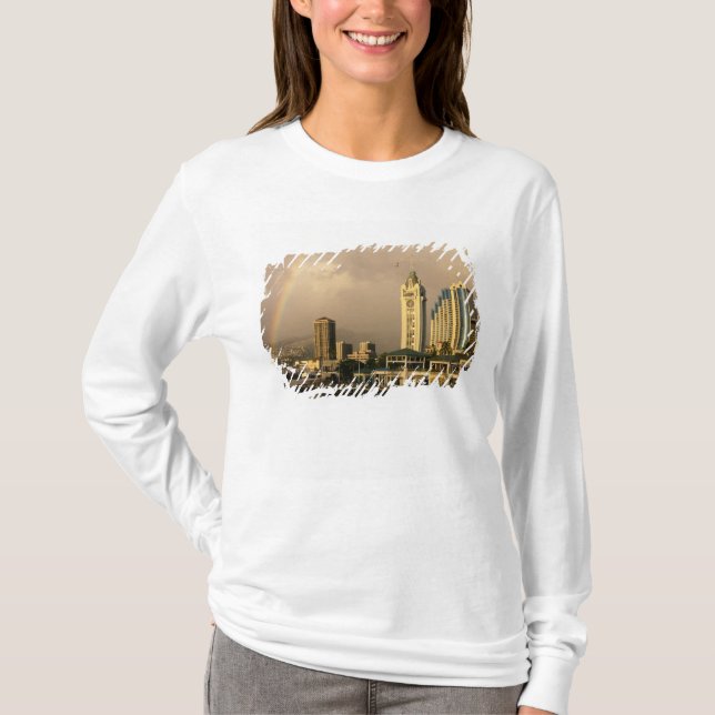 Camiseta Arco-íris sobre Honolulu, Havaí, EUA 2 (Frente)
