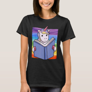 Camiseta Arco-Íris Unicórnio Cute Unicorn Lendo Um Livro