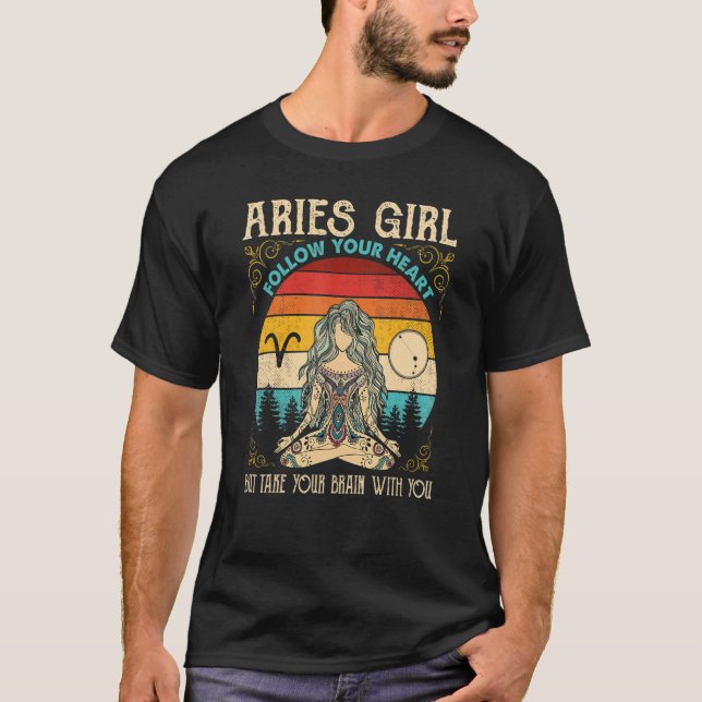 Camiseta Aries Girl Follow Heart Zodiac Girl Aries Sign (Frente)