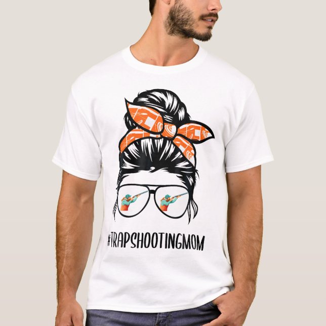 Camiseta Armadilhas Atirando Óculos De Cabelo De Arma Da Mã (Frente)