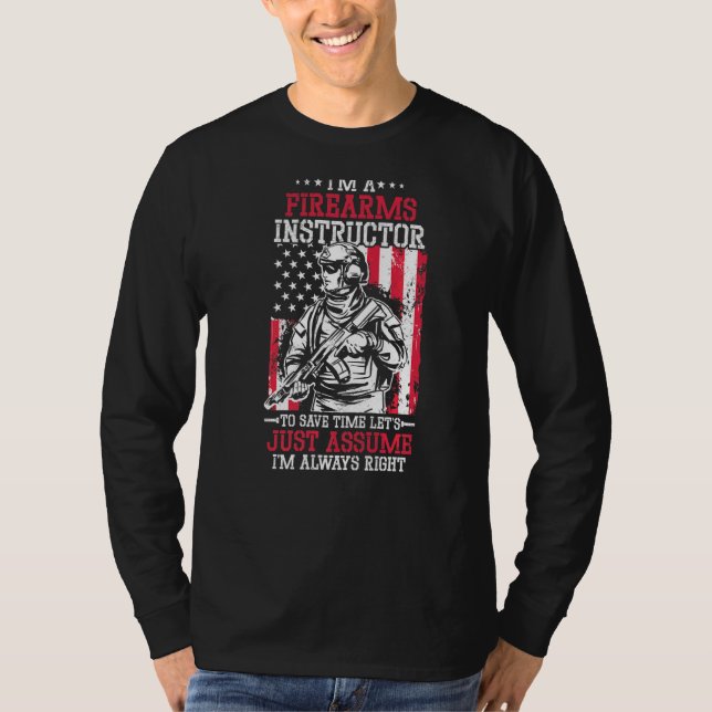 Camiseta Armário de Instrutor de Armas de Fogo Arremessando (Frente)