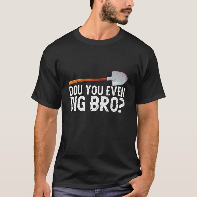 Camiseta Arqueologista Ancião em Arqueologia Cavando Seu (Frente)