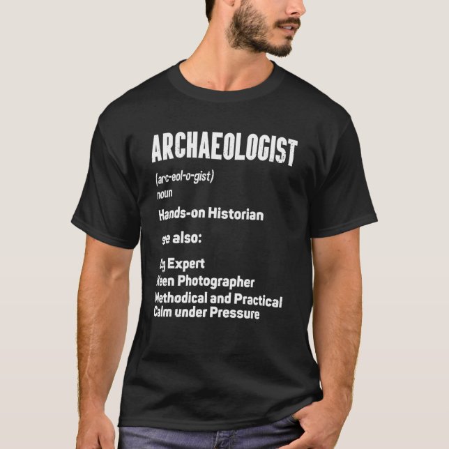 Camiseta Arqueologista Ancião em Arqueologia Cavando Seu (Frente)
