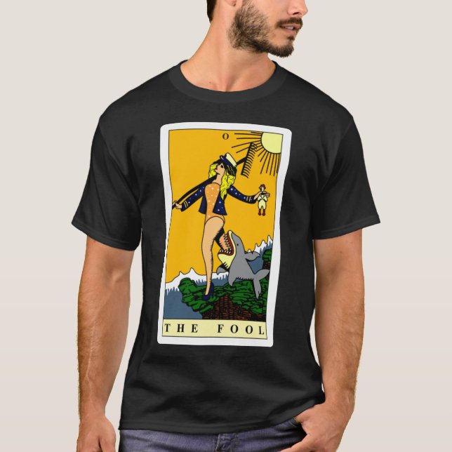 Camiseta Arraste Race Tarot Katya como o Fool Triblend T-Sh (Frente)