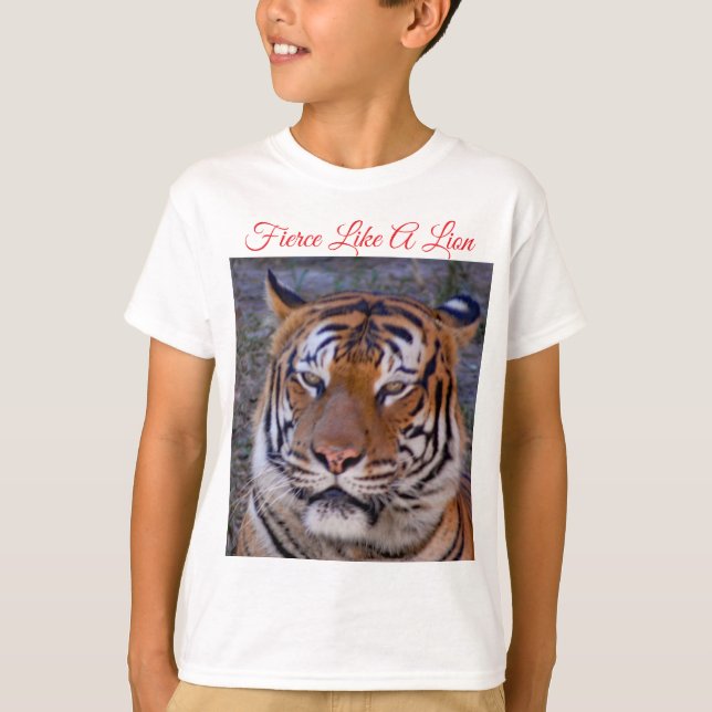 Camiseta Arrepiante Como Um Leão (Frente)
