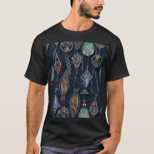 Camiseta Art Nouveau Floral: Denim Elegance.