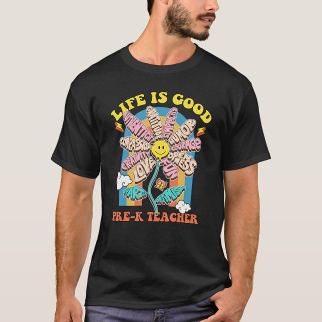 Camiseta Art Of Optimism 1ST GRADE Blooming Daisy Fantastic (Frente)