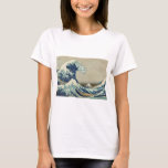 Camiseta Arte asiática - a grande onda fora de Kanagawa<br><div class="desc">Arte asiática - a grande onda fora de Kanagawa a grande onda fora de Kanagawa (神奈川沖浪裏),  igualmente conhecido como a grande onda ou simplesmente a onda,  pelo artista japonês Hokusai do ukiyo-e. como parte da série de Hokusai trinta e seis vistas de Monte Fuji (富嶽三十六景).</div>