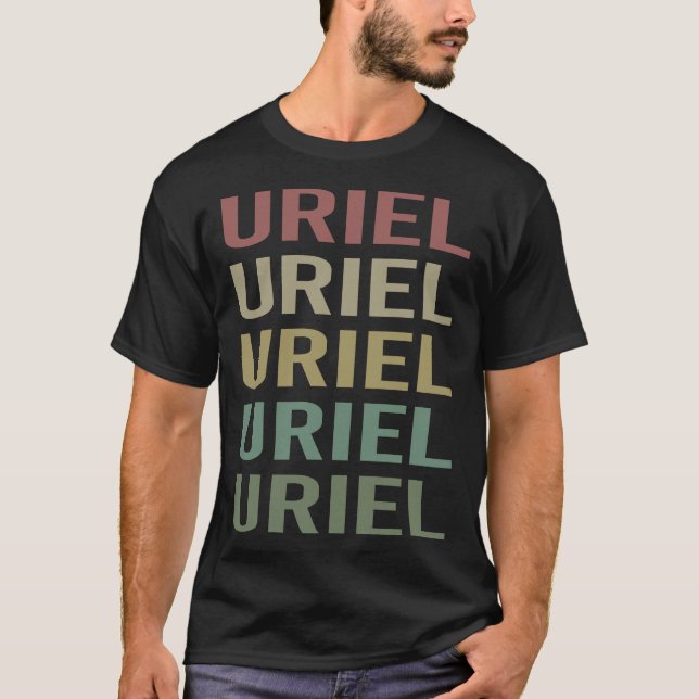 Camiseta Arte Colorida de Texto - Nome Uriel (Frente)