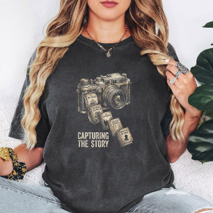 Camiseta Arte Contadora de Histórias com Câmera Antiga