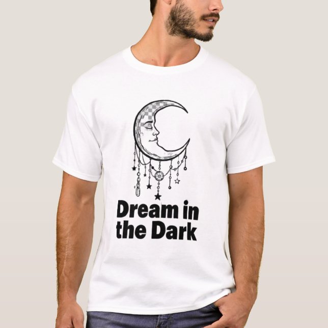 Camiseta Arte da Lua Sonho no Escuro ADOM (Frente)