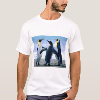 Camiseta Arte de Inverno de Pinguim Bebê Fofo