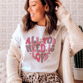 Camiseta Arte de Palavras do Coração do dia de os namorados