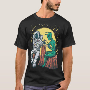 Camiseta Arte de Tatuagem de Tinta de Alienígena Exterior