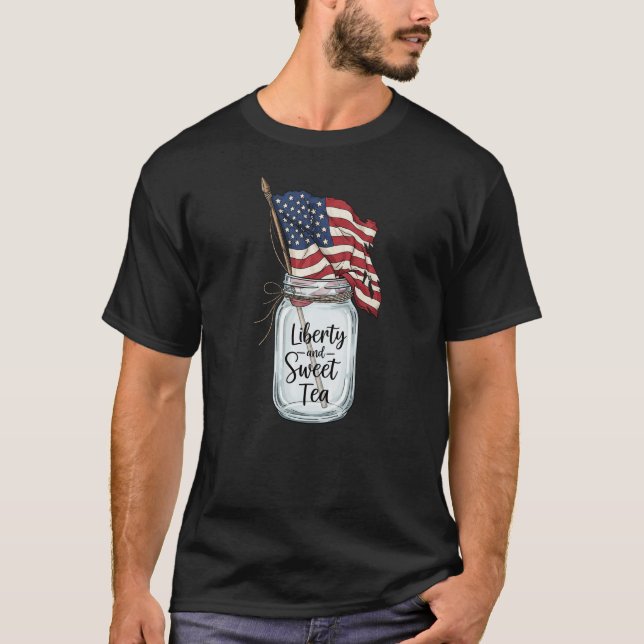 Camiseta Arte sobre o Chá e a Liberdade em 4 de julho (Frente)