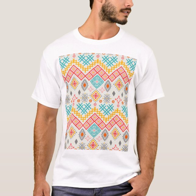 Camiseta Arte tribal: impressão boho geométrico. (Frente)