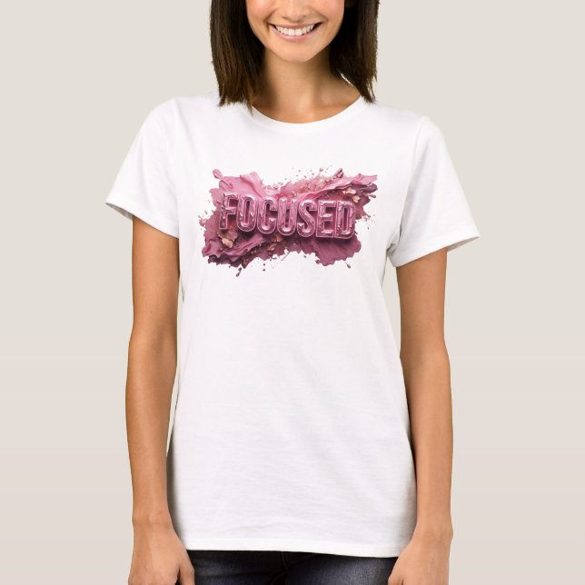 Camiseta Arte Vestível Rosa Intenso FOCADO (Frente)