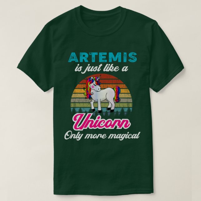 Camiseta Artemis é como um nome de bebê de homem engraçado  (Frente do Design)