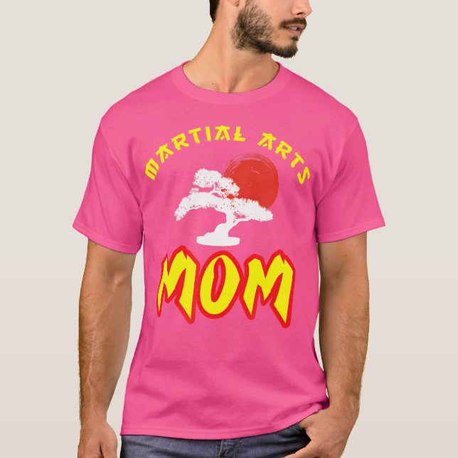 Camiseta Artes marciais Mãe Dando Karate Judo (Frente)