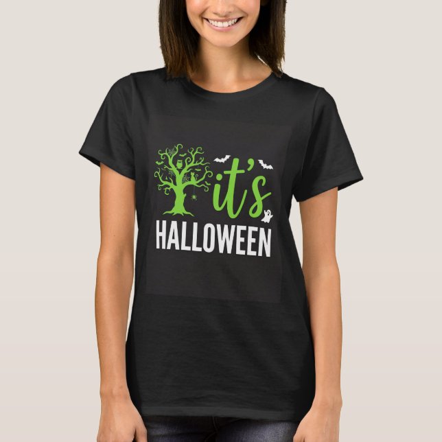 Camiseta Árvore Assustadora do Halloween com Morcegos em Ve (Frente)
