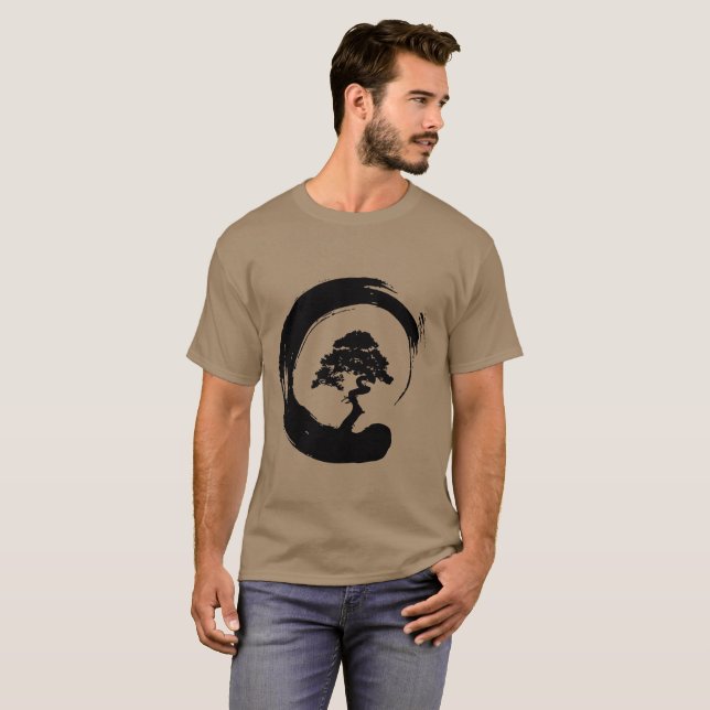 Camiseta Árvore dos bonsais no círculo de Enso (Frente Completa)