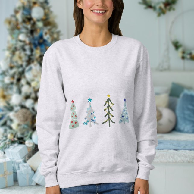 Camiseta Árvores de Natal bonitas (Cute Hygge Christmas sweatshirt with hand drawn Scandinavian Christmas trees)