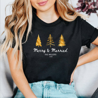 Camiseta Árvores de Natal Douradas Felizes e Casadas Person