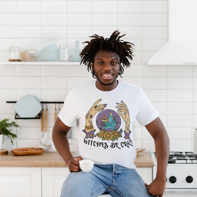 CAMISETA AS BRINCADEIAS DE HALLOWEEN SÃO ENGRAÇADAS | ÓRBUL (Criador carregado)