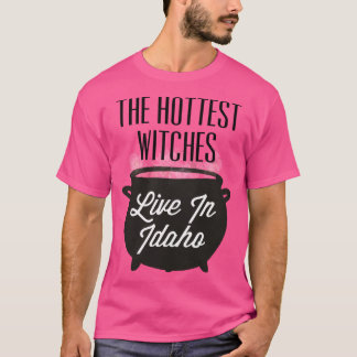 Camiseta As Bruxas Mais Quentes Vivem no Idaho Halloween Ci