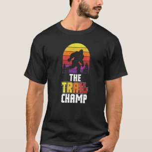 Camiseta As campeãs de trilha mulheres praticando esportes 