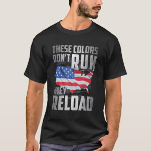 Camiseta As Cores Não Funcionam Eles Recarregam