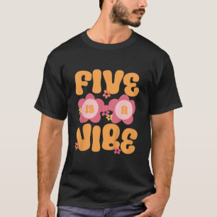 Camiseta As Crianças Cinco São Um Tema De Aniversário De 5